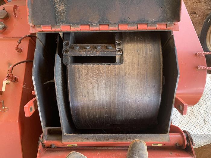 Used 2003 Morbark 2400 Hurricane chipper