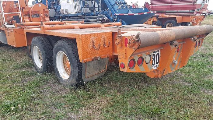 Used 2002 WELCAN 4 Axle Carrier Style Oilfield Pump / Kill Truck
