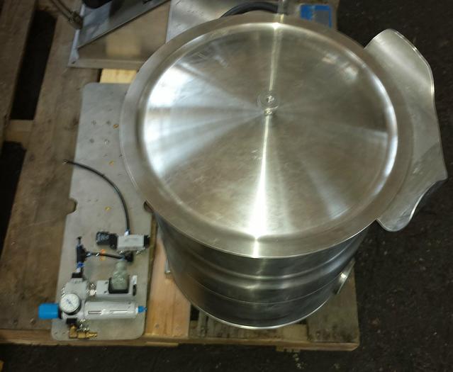 Used Kettle, 5 Gallon, S/st, Cleveland, Mdl KET-5-T, Jkt #S739043