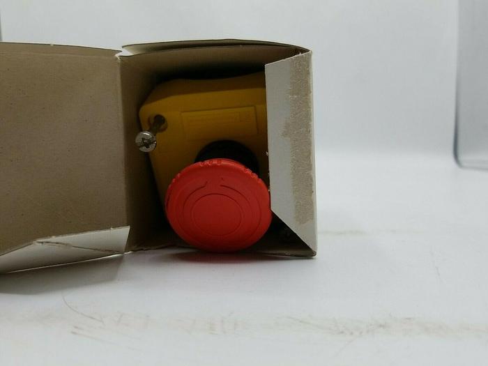 Telemecanique XALK178 Complete Control Box Stop Push Button
