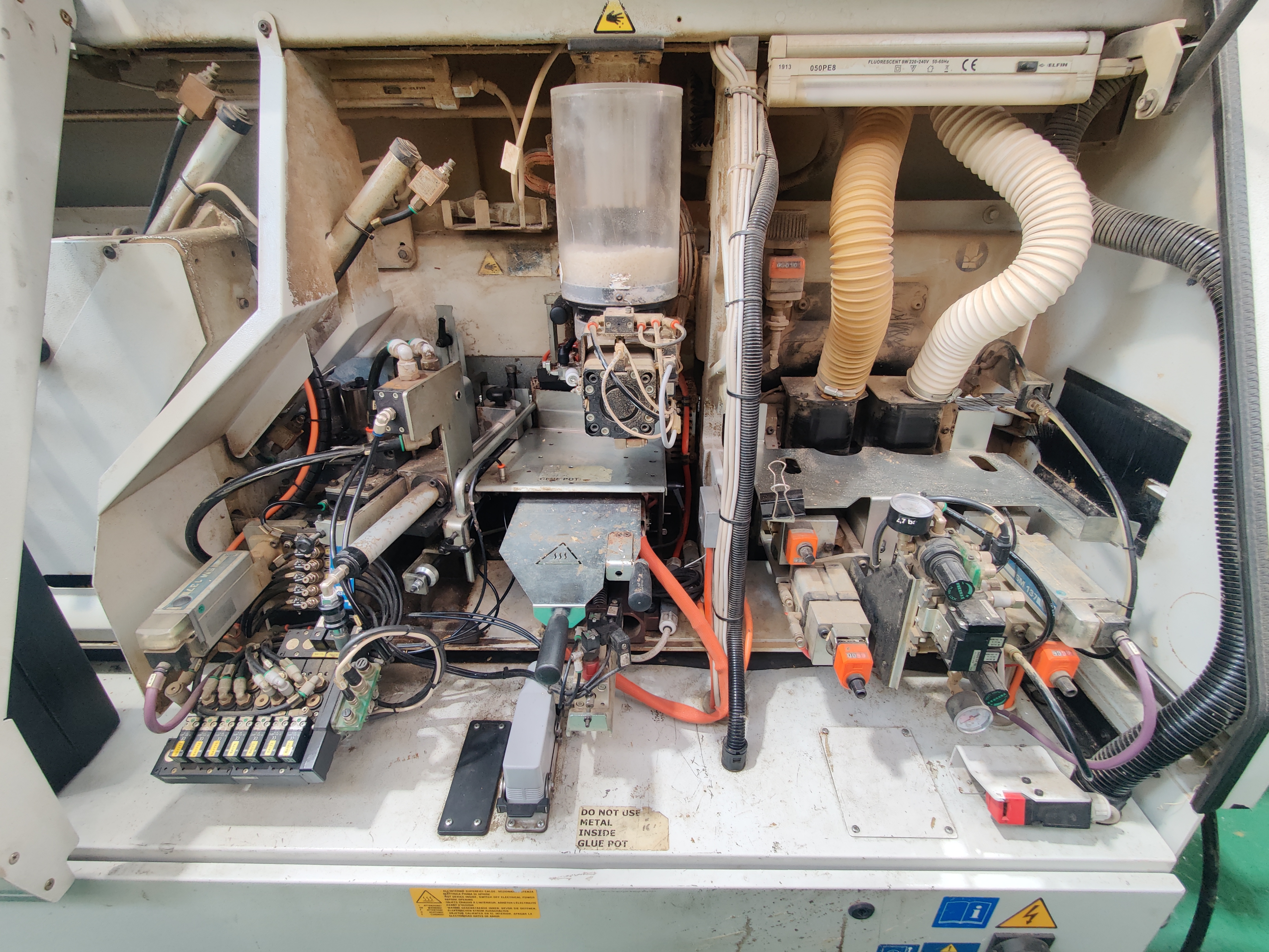 Used 2011 Biesse Akron 440 Edgebander