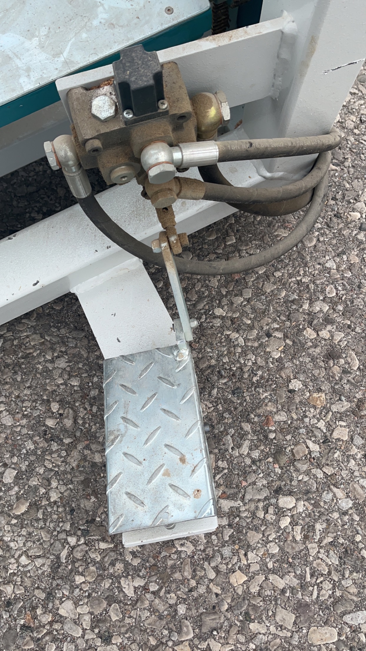 Used 2010 Claudio Moro STU 1000 Pit Hydraulic Clamp