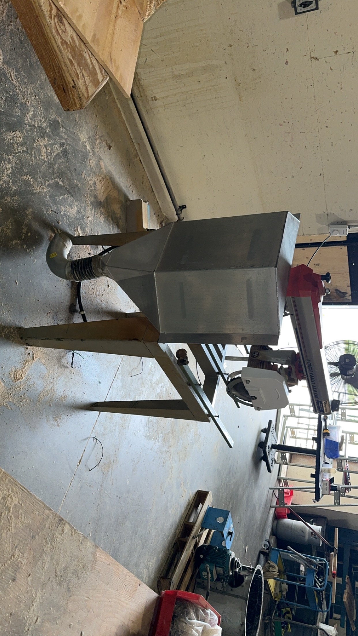 Used OMGA Radial Arm Saw