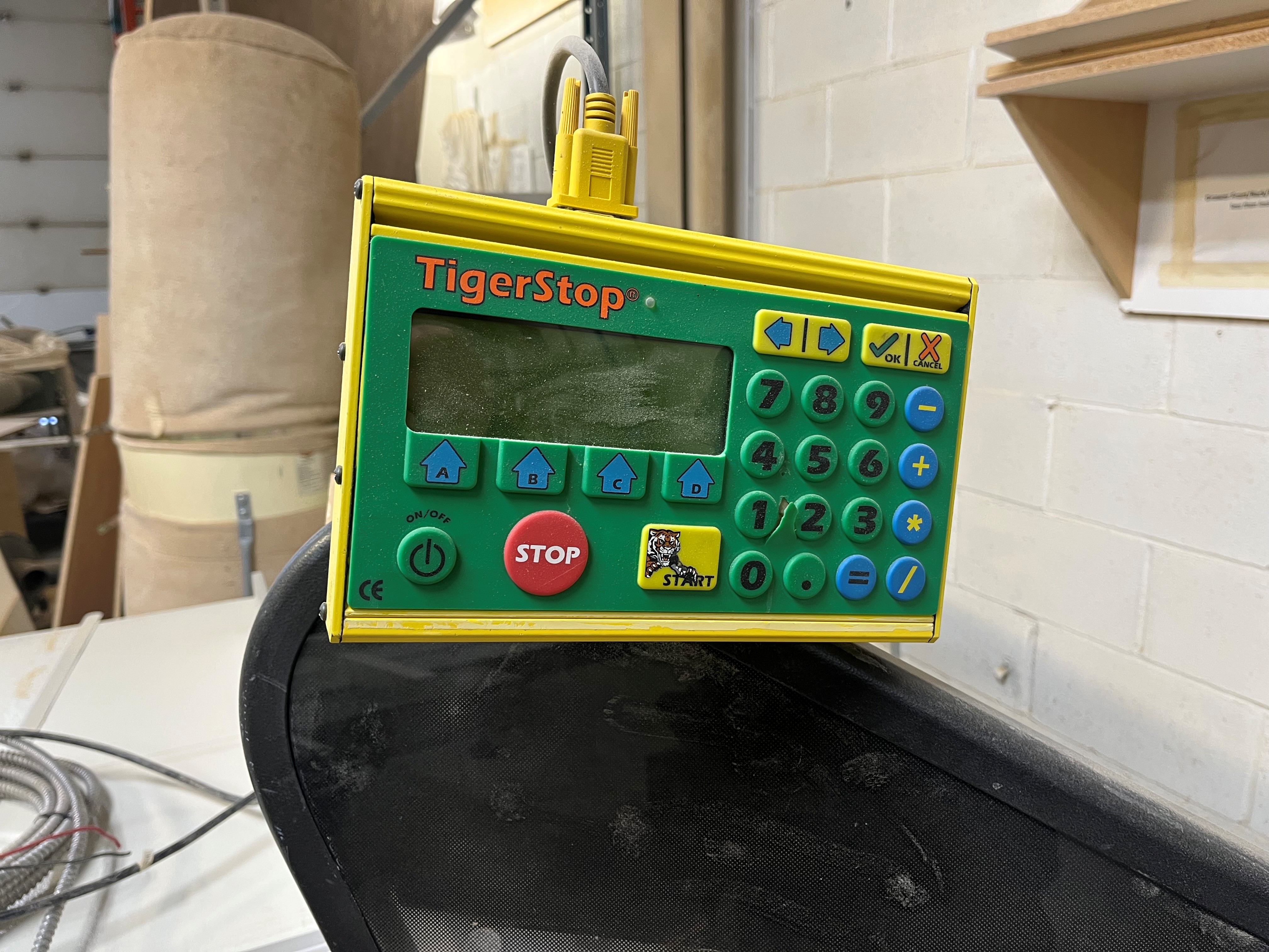 Used 2007 SCM SI300N – Sliding Table Saw with TigerStop