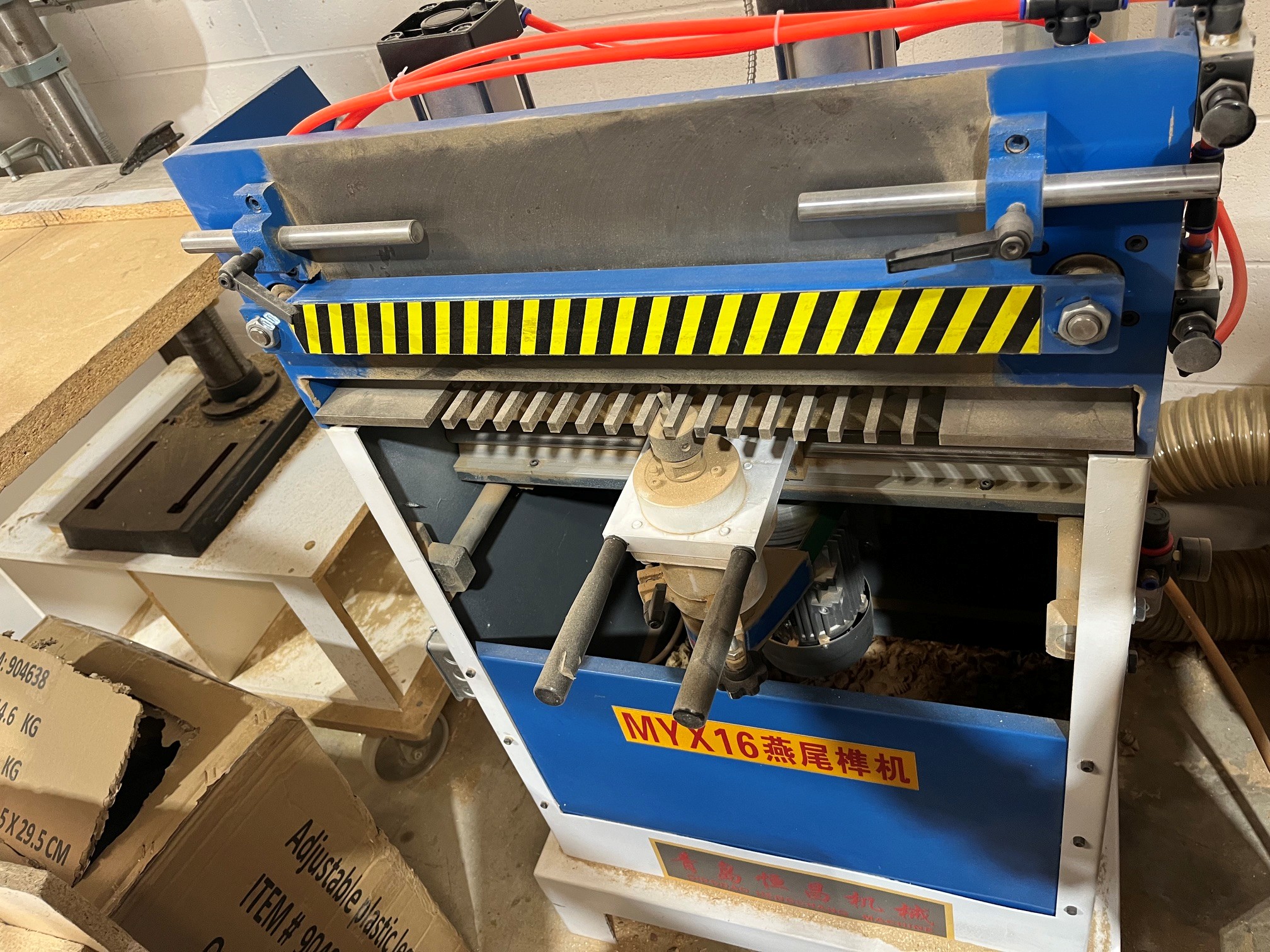 Used 2017  Qingdao Hengchang MYX16 Automatic Dovetailer