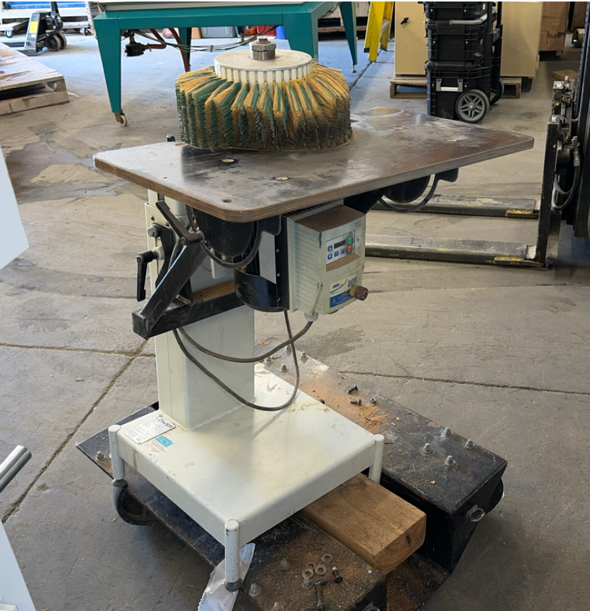 Used 2003 Jakob Loewer MiniSpin V Denibbing Sander