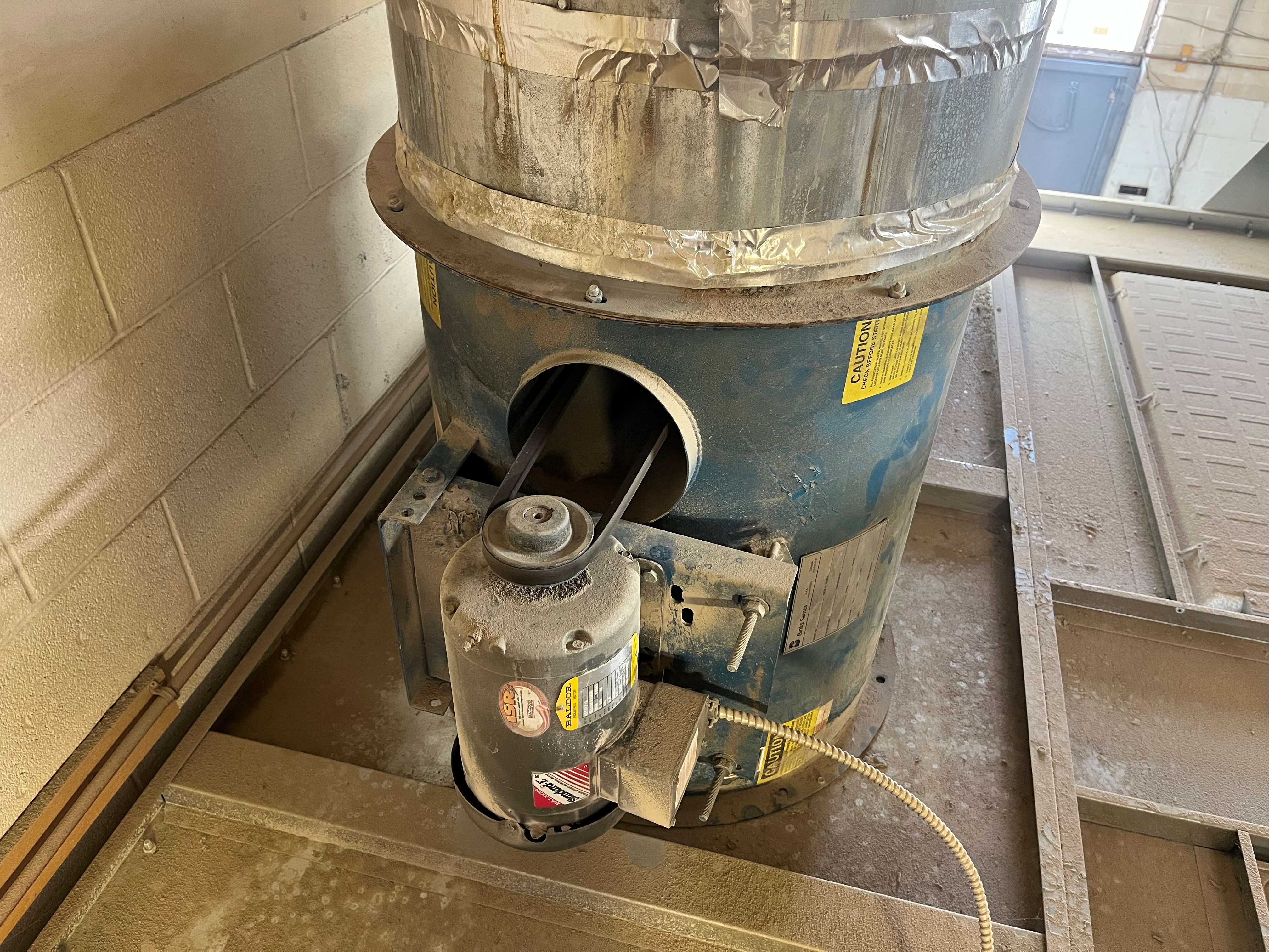 Used 2023 Custom 8' x 12' Spray Booth