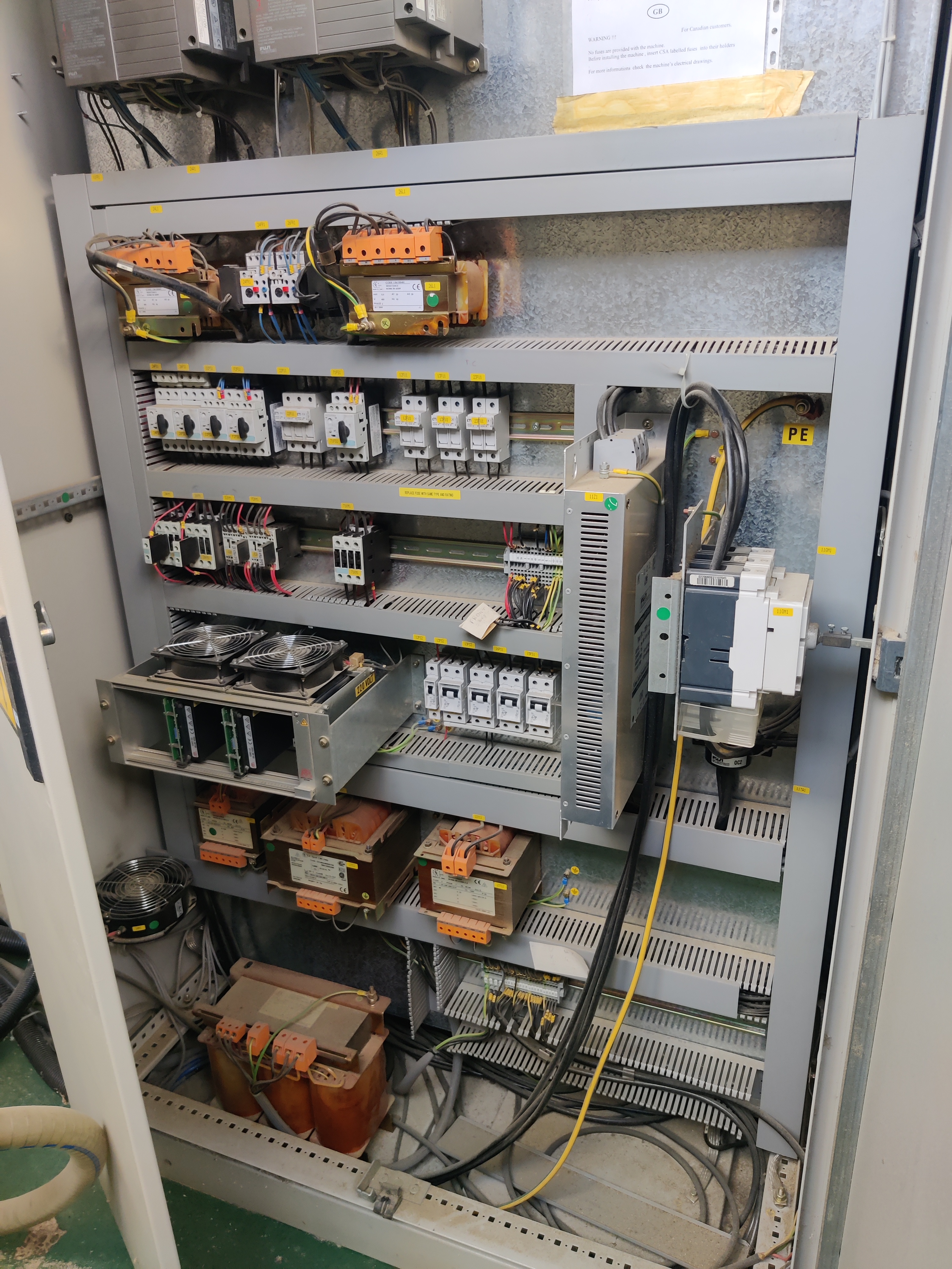 Used 2001 SCM Routech Record 220 CNC machine center