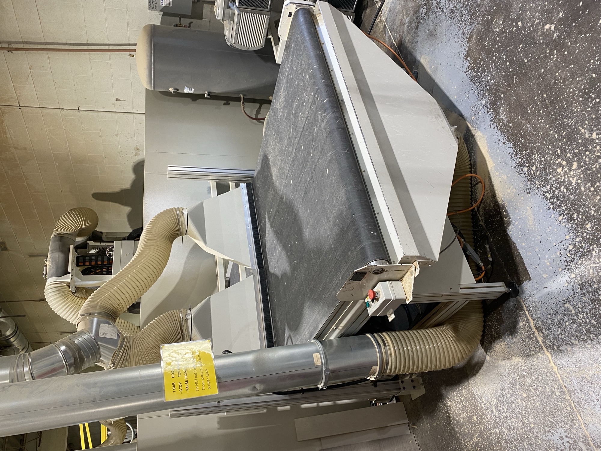 Used 2015 SCM Morbidelli M600 5-axis flat table CNC router machine centre