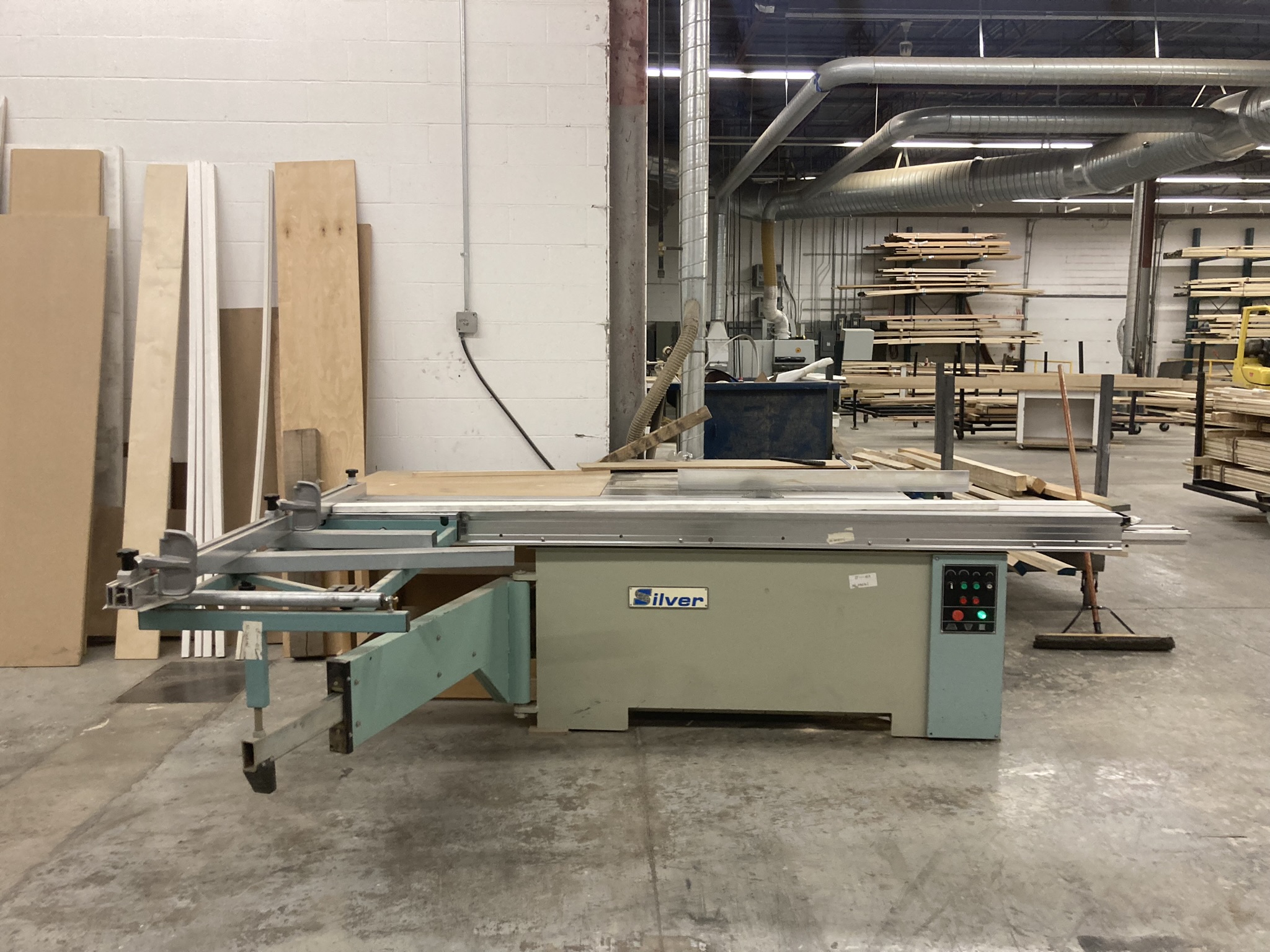 Used 2004 Silver SF-45A Sliding Table Saw