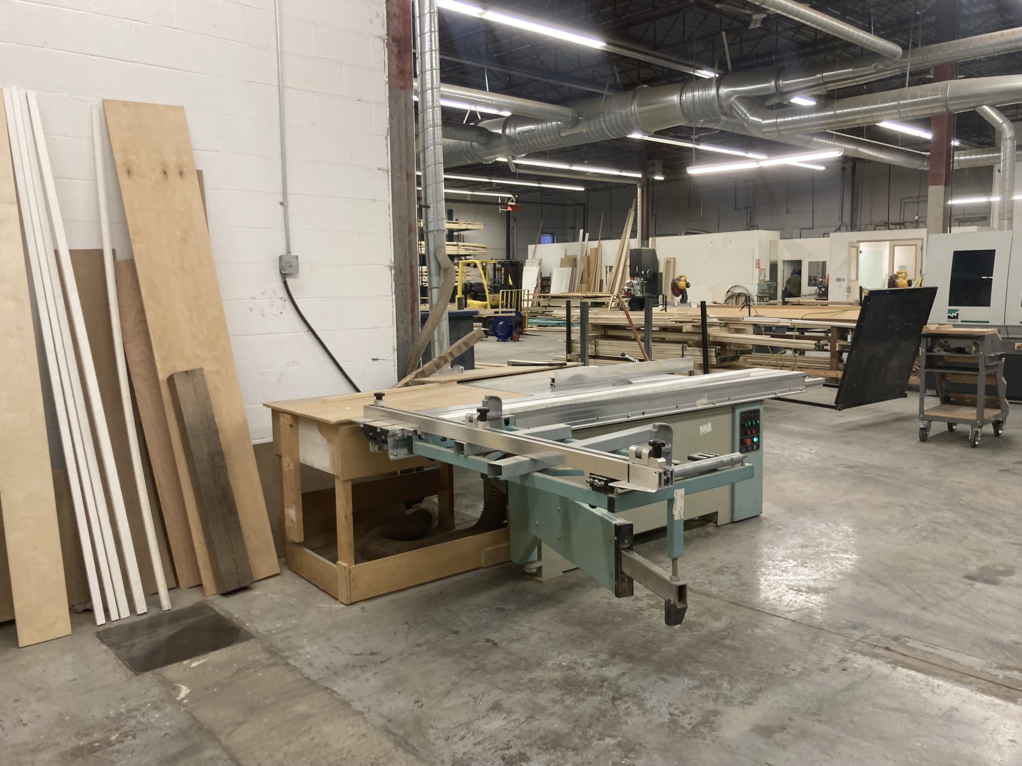 Used 2004 Silver SF-45A Sliding Table Saw