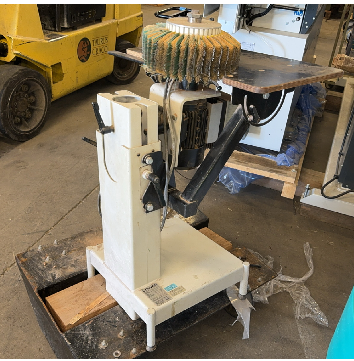 Used 2003 Jakob Loewer MiniSpin V Denibbing Sander