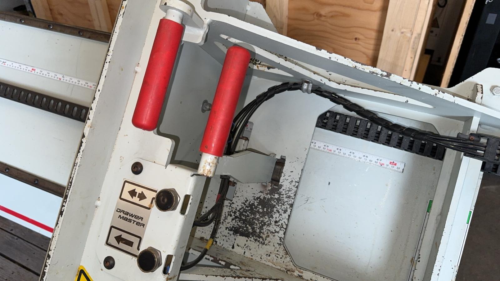 Used 2010 Doucet DWM-42 Drawer Assembly Clamp