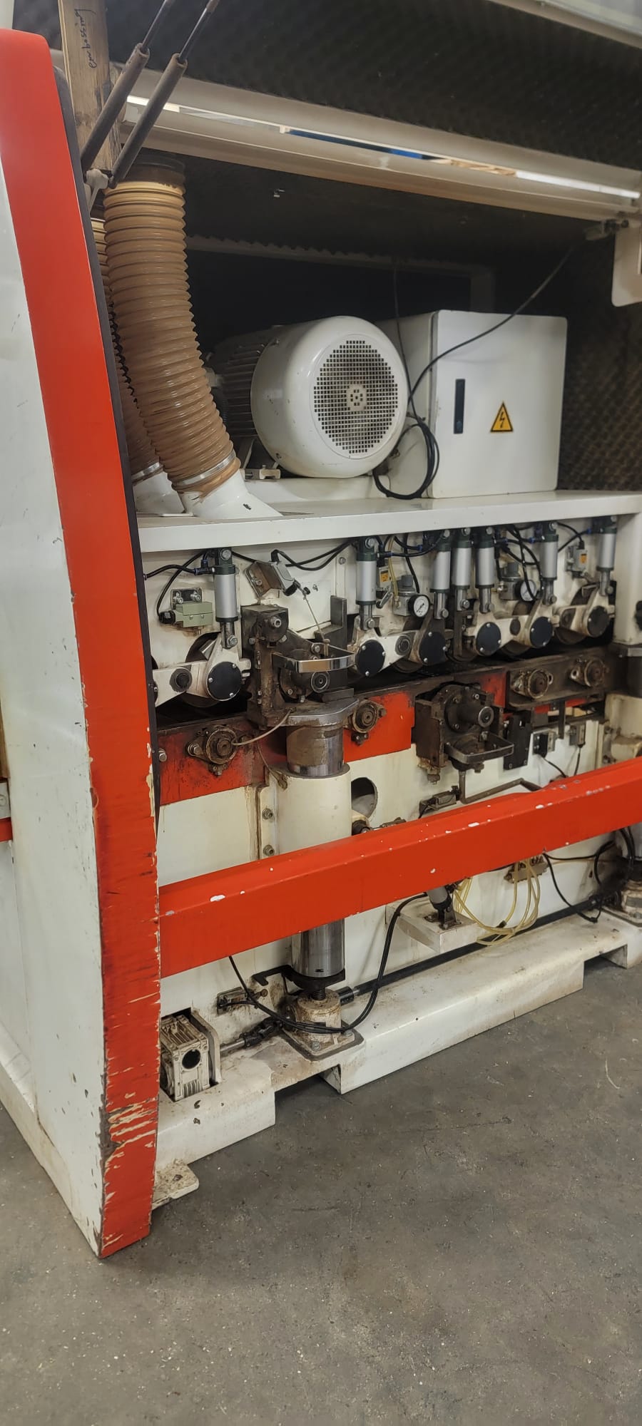 Used 2008 Silver SGM-268P Double Sided Planer