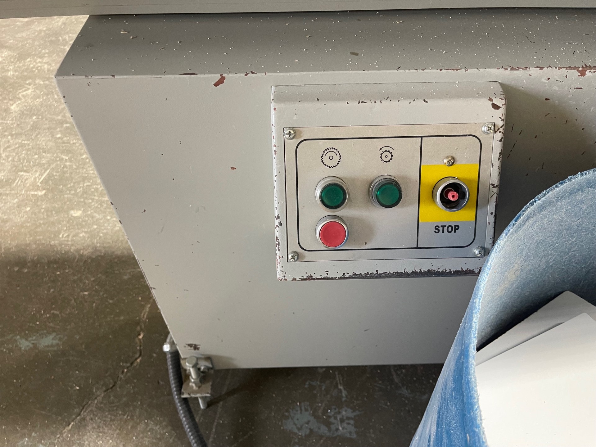 Used Boss 3200ET Sliding Table Saw