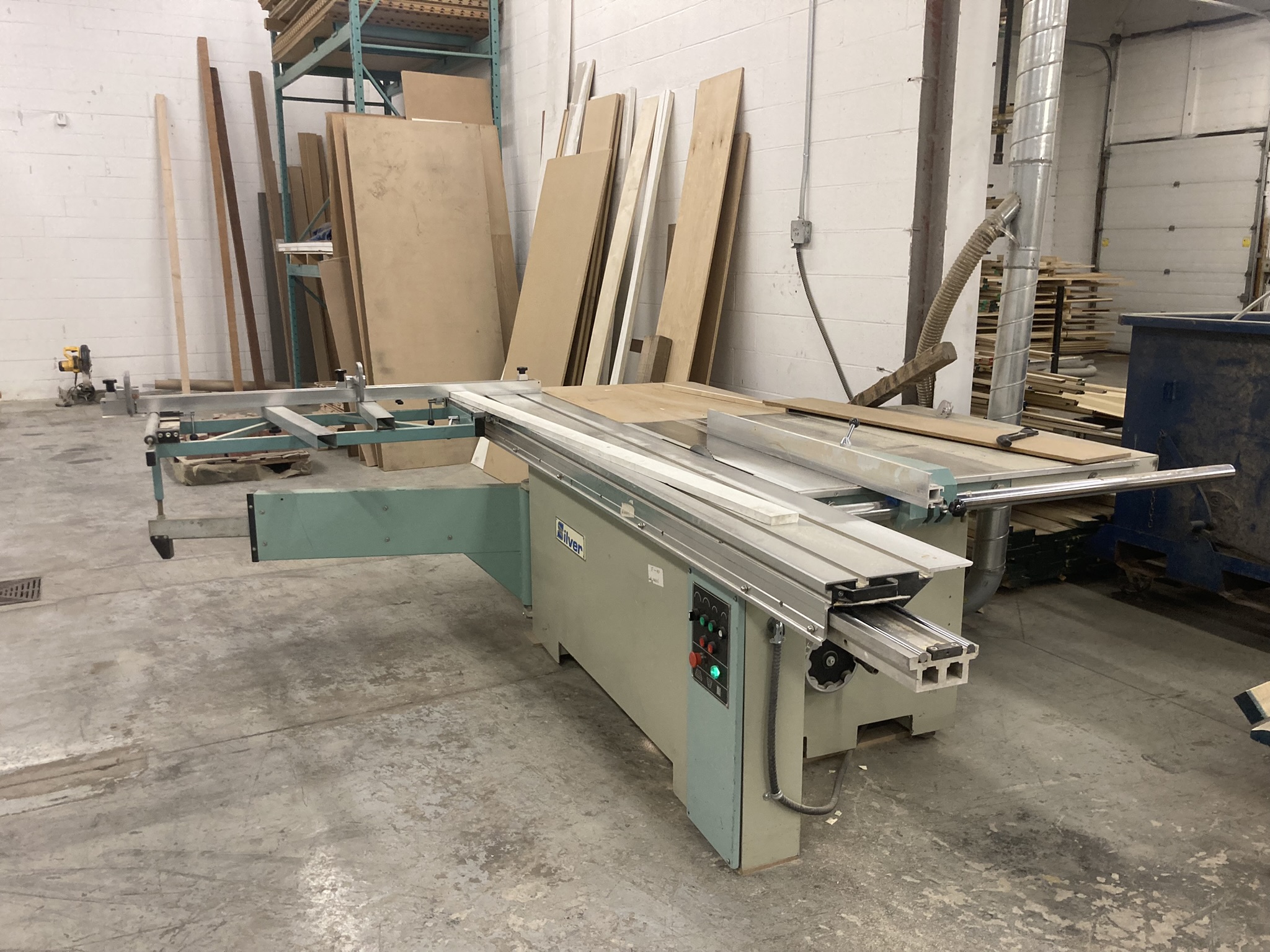 Used 2004 Silver SF-45A Sliding Table Saw
