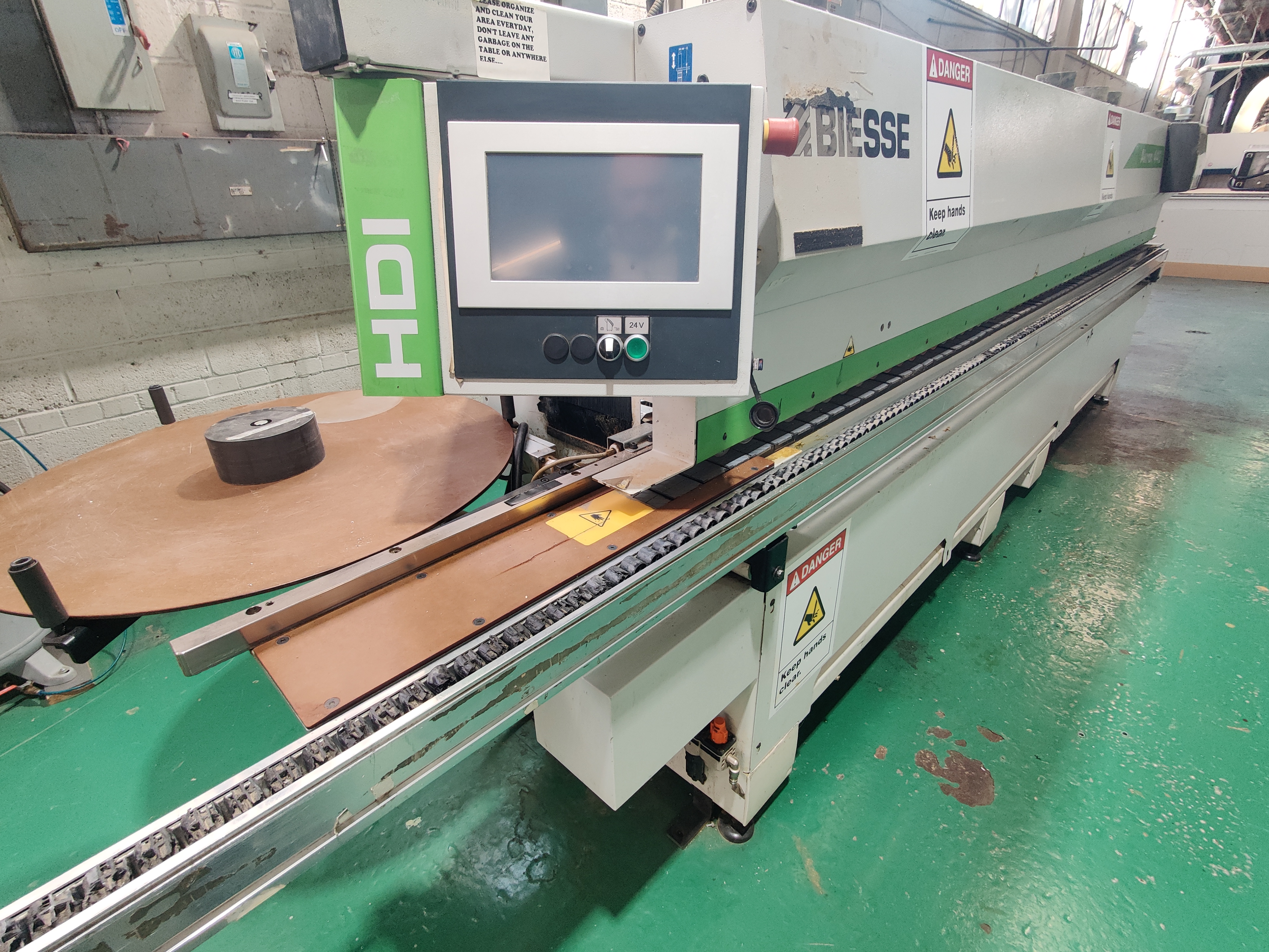 Used 2011 Biesse Akron 440 Edgebander