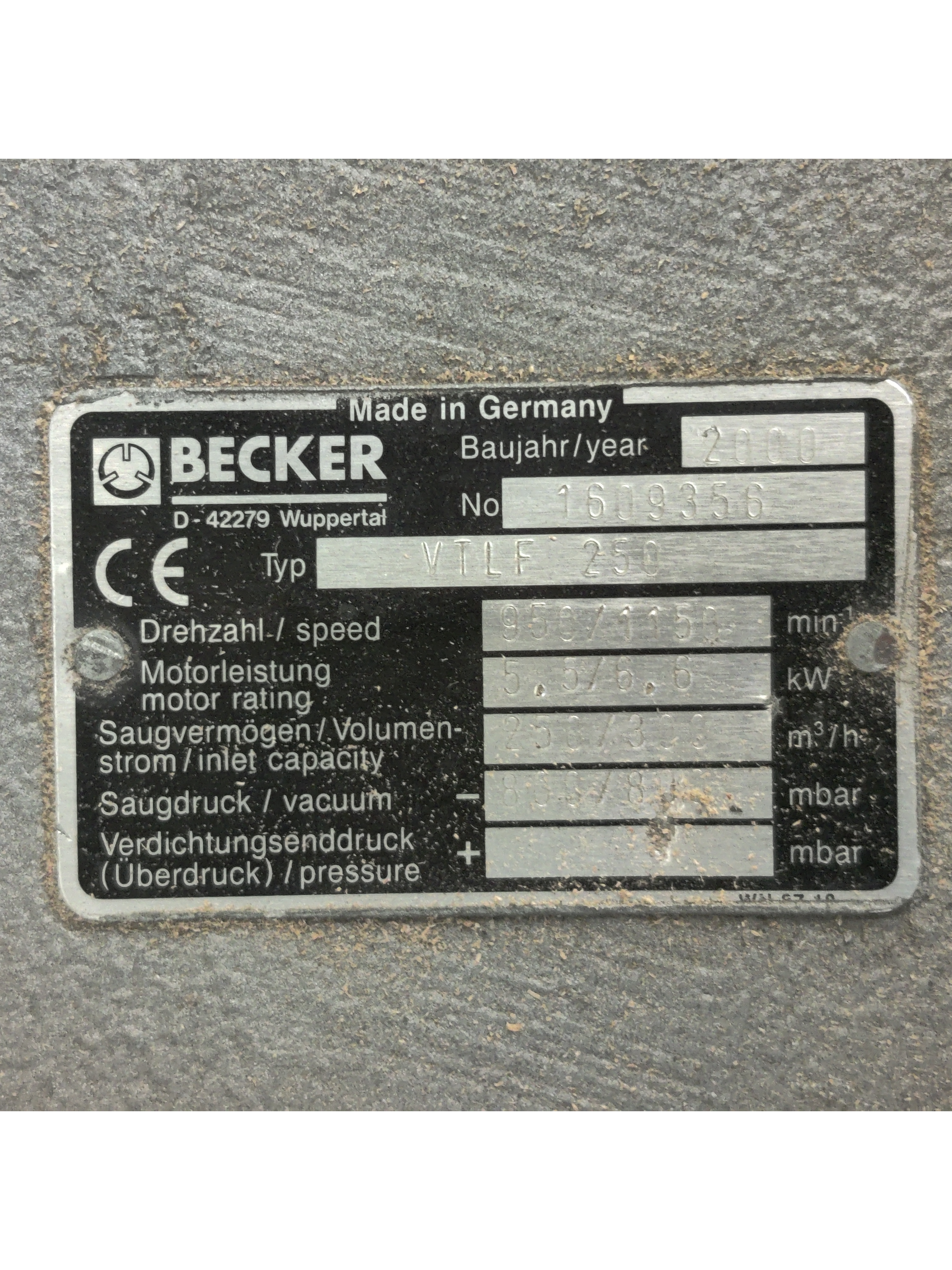 Used 2001 SCM Routech Record 220 CNC machine center