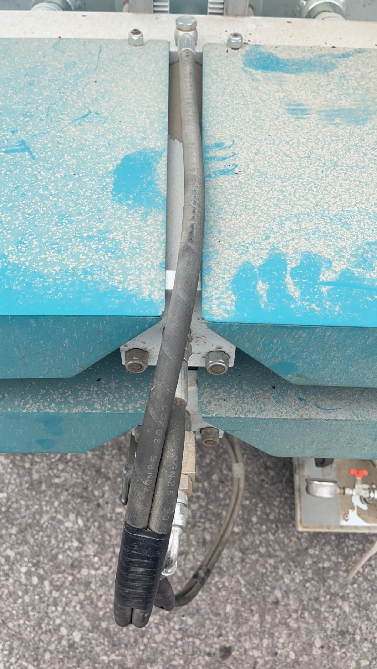 Used 2010 Claudio Moro STU 1000 Pit Hydraulic Clamp