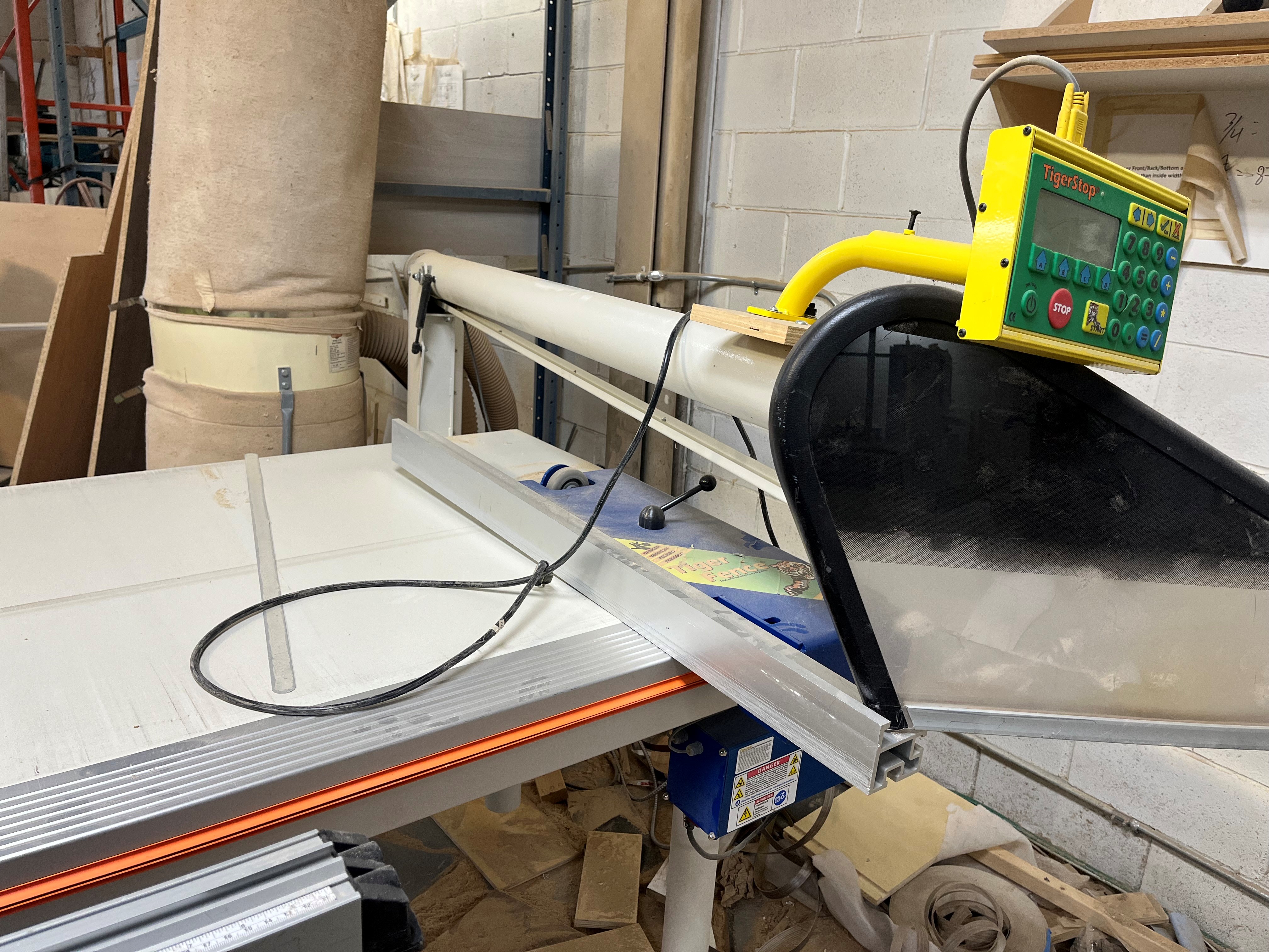 Used 2007 SCM SI300N – Sliding Table Saw with TigerStop