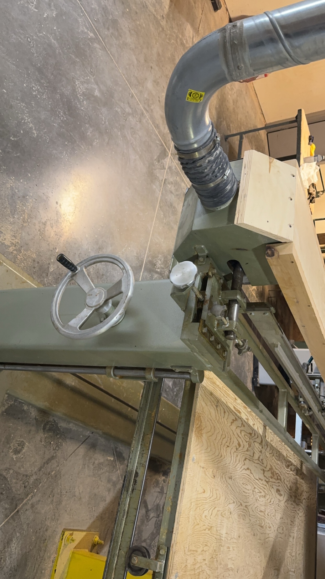 Used Progress PLC-264-6 Stroke Sander