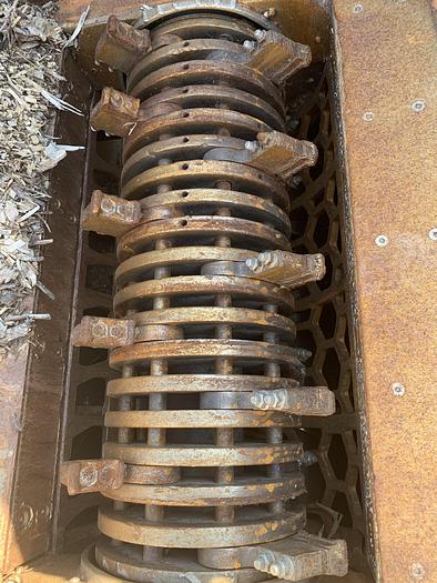 Used 1998 Morbark 1000 tub grinder