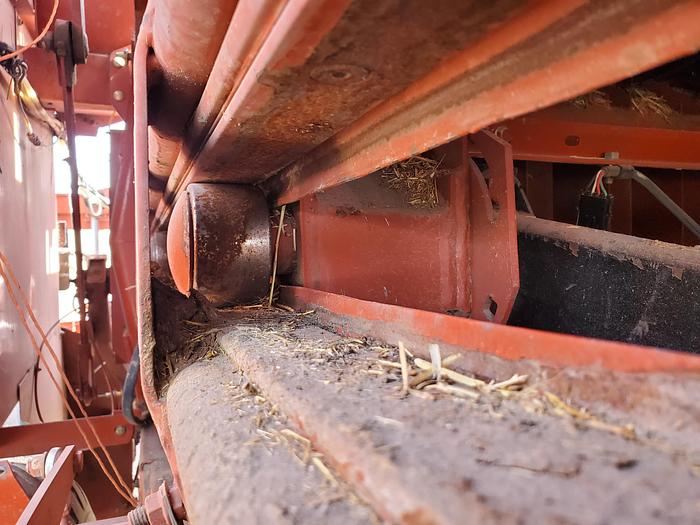 Used Hesston 4790 Baler w/ Accumulator