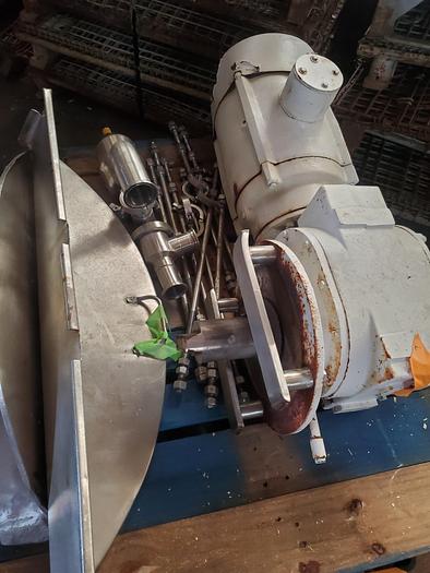 Used 500 gallon jacketed mixing tank