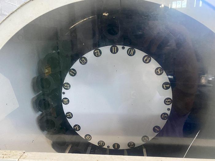 Used HURCO VM-1 CNC VERTICAL MACHINING CENTER