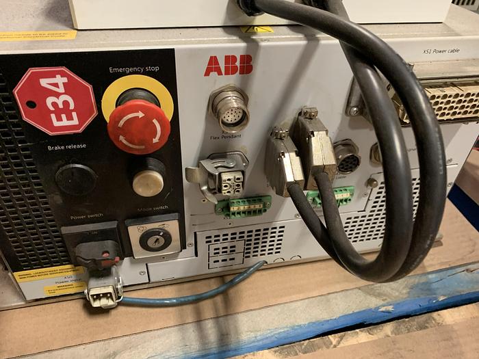 Used ABB IRB 140 WITH IRC5 CONTROLS, CABLES & TEACH PENDANT