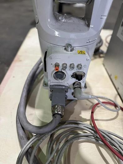 Used 2017 ABB IRB 1200-5/0.9 WITH IRC5 CONTROLS, TEACH & CABLES  IRB 1200-5/0.9 WITH IRC5 CONTROLS, TEACH & CABLES