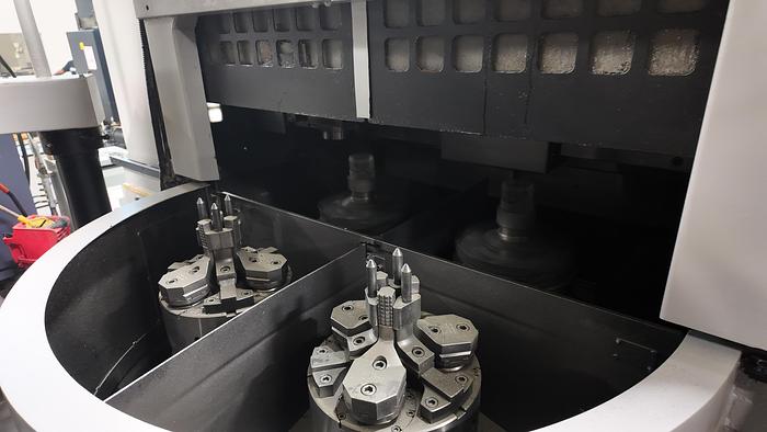 Used 2007 Kitako VT4-350 4 Spindle Verticaal Turning Center