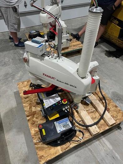 Used FANUC SR-20iA WITH R-30iB CONTROLS TEACH & CABLES, NEW NEVER USED