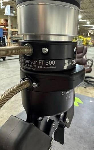 Used 2018 UNIVERSAL ROBOT MODEL UR5 WITH ROBOTIQ FT FORCE/TORQUE SENSOR, CAMERA MODULE & 2F ADAPTIVE GRIPPER