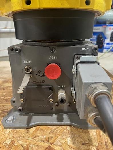 Used FANUC M10iA/10S ROBOT WITH R30iA CONTROLLER, VISION READY WITH CAMERA, ONLY 112 HOURS