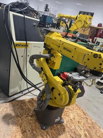 Used FANUC M10iA/10S ROBOT WITH R30iA CONTROLLER, VISION READY WITH CAMERA, ONLY 112 HOURS