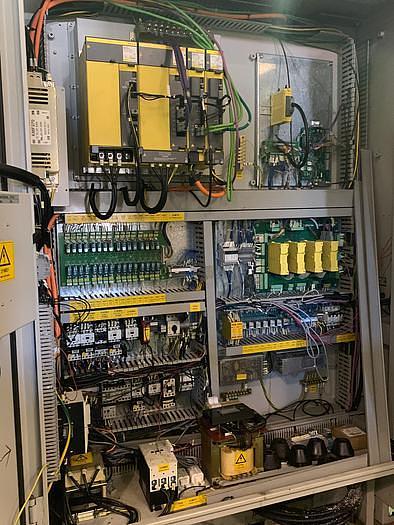 Used HARDINGE BRIDGEPORT  XR760 VMC PRODUCTION CENTER 30"X24"X24"