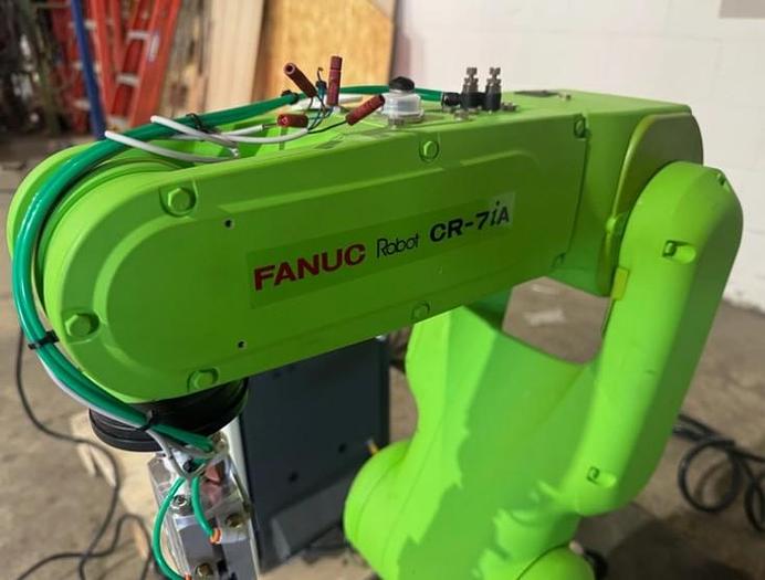 Used FANUC CR-7iA with R30iB Control, Cables & Teach