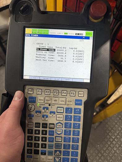 Used FANUC R-2000iB/165F WITH R30iB WITH 7TH AXIS SERVO SPOT WELD GUN AND 8TH AXIS 3 METER RTU