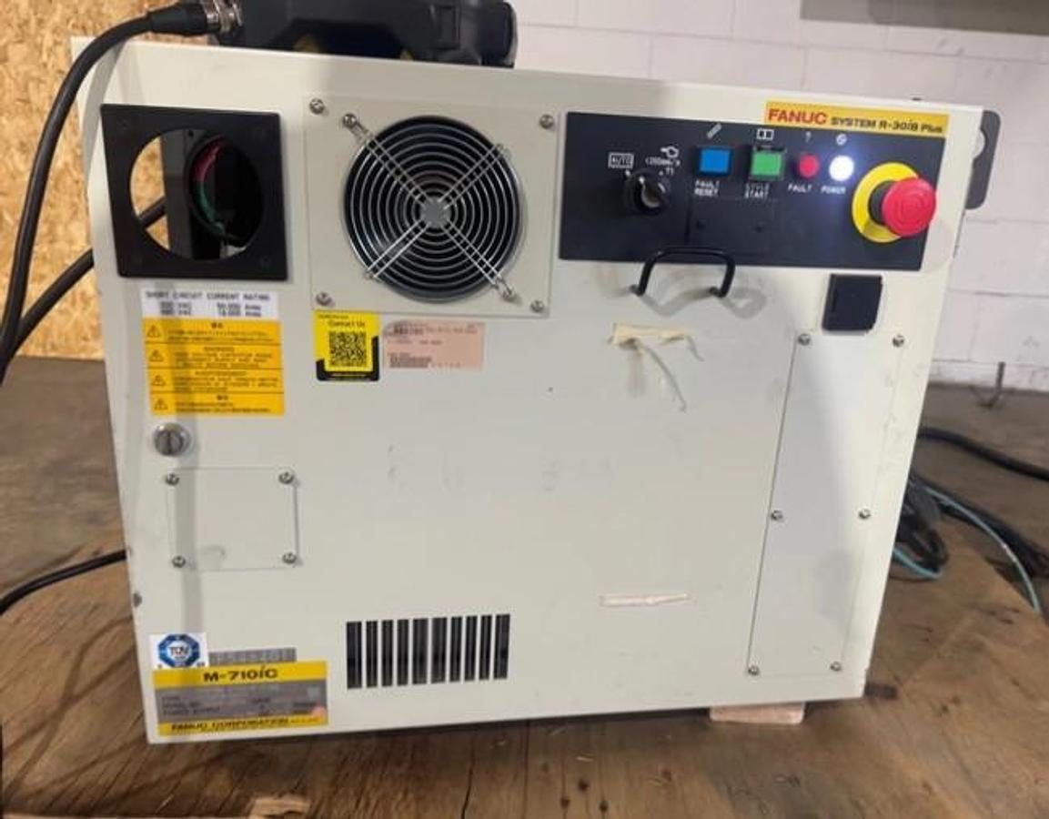 Used 2022 FANUC M710iC/70 with R30iB Plus Controller