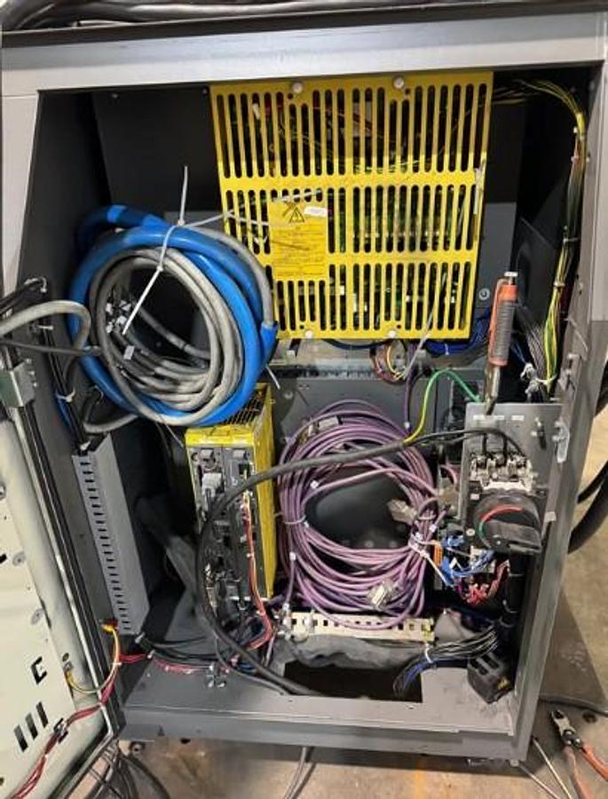 Used 2013 FANUC M710iC/70 with R30iA Controller