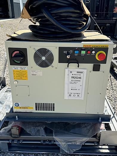 Used FANUC M-410iC/110 NEW NEVER USED 4 AXIS PALLETIZING ROBOT WITH R-30iB PLUS CONTROLLER