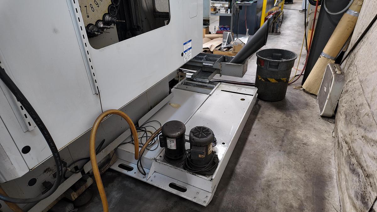 Used HAAS EC 400 TWIN PALLET HORIZONTAL MACHINING CENTER