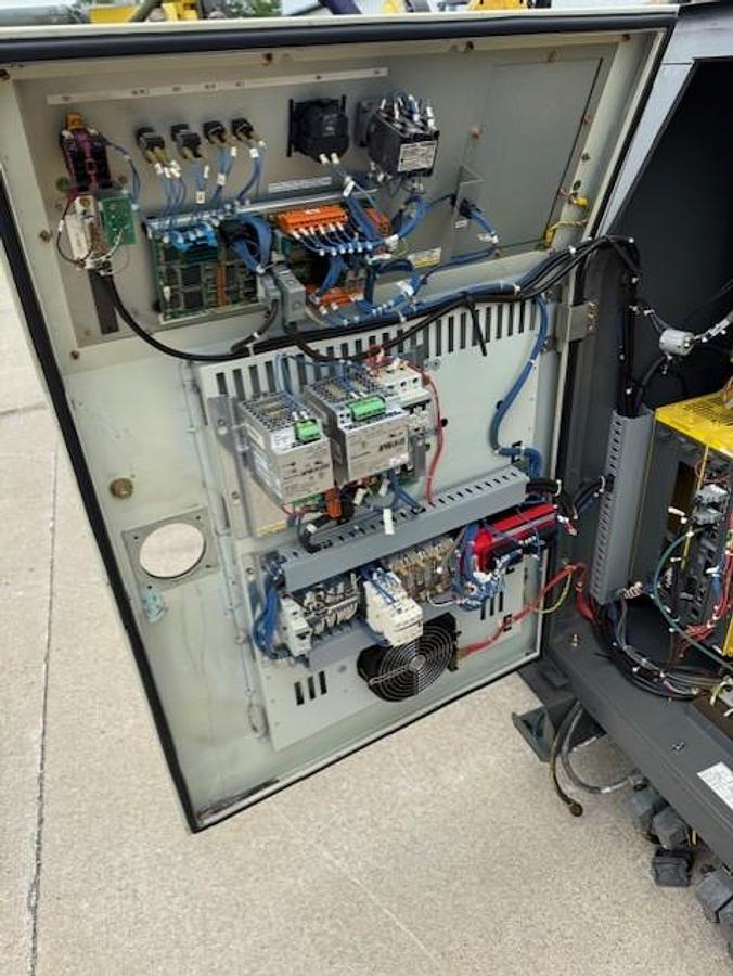 Used 2-Fanuc R-2000IB/210f's with 30iA Controls