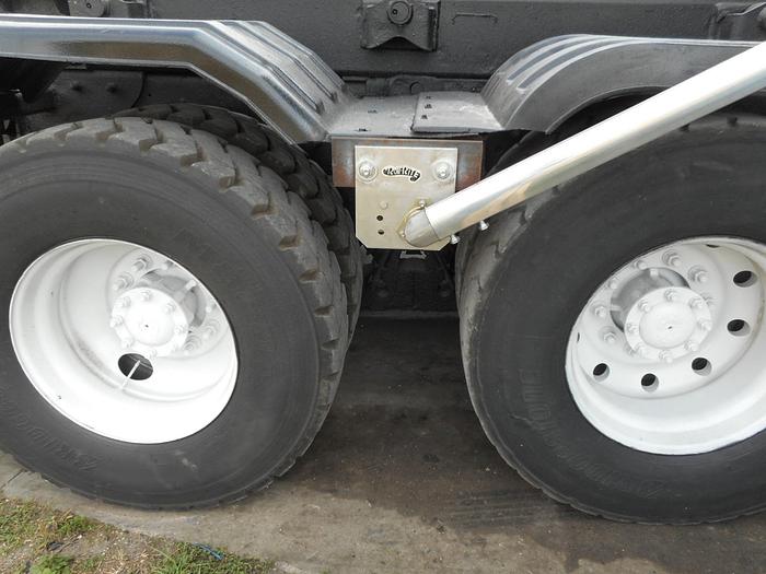 Used 2005 MACK GRANITE CV713