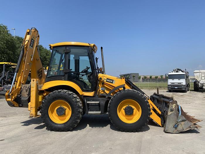 Usato 2009 JCB 4CX-4WS