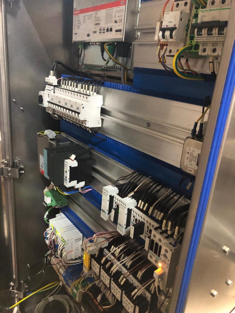 Used Multivac T300 automatic traysealer