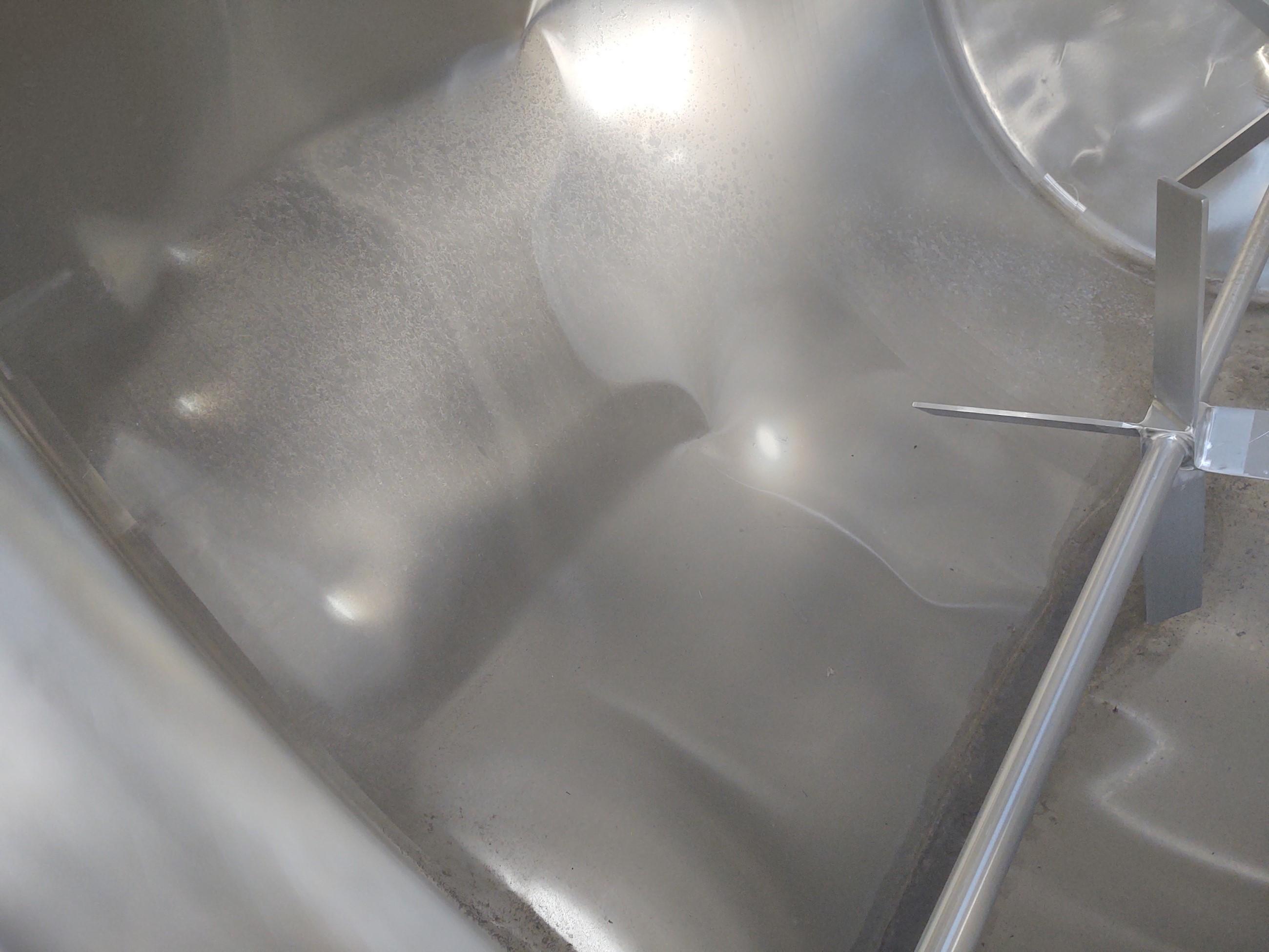 Usado 3000 GALLON PROCESSOR TANK