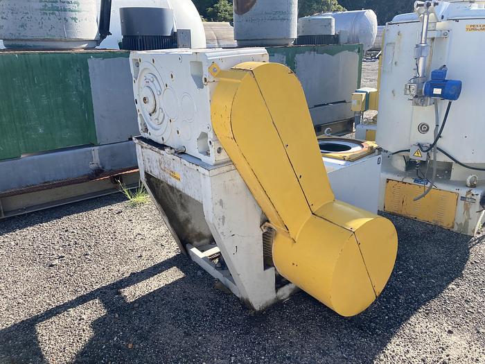 Used Caccia approximately 200 cubic feet stainless steel ribbon mixer