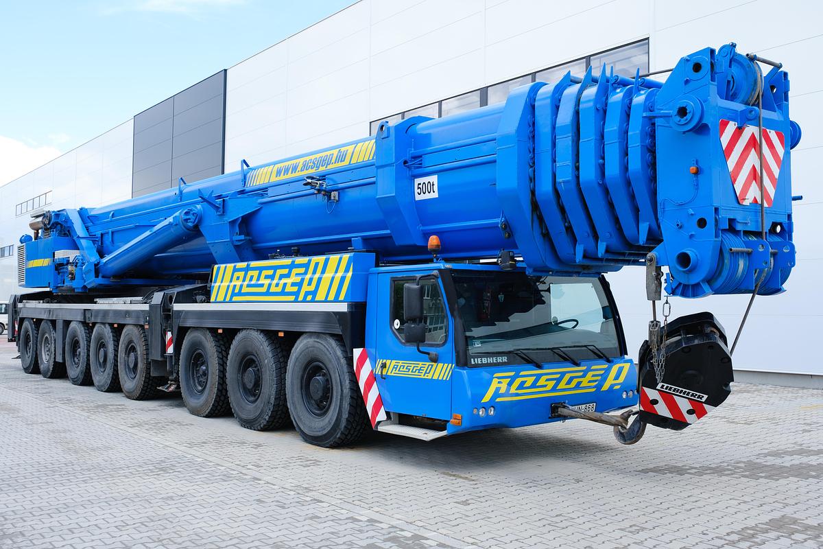 Used Liebherr LTM 1500-8.1